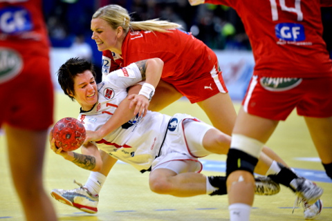 Håndball damer.jpg